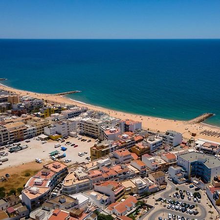 1Br Infante Flat In Quarteira By Lovelystay エクステリア 写真